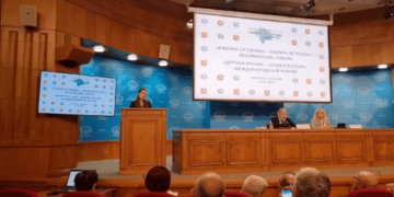 Rede von Alina Lipp auf dem Forum der internationalen Krimfreunde 1 Forum der internationalen Krimfreunde